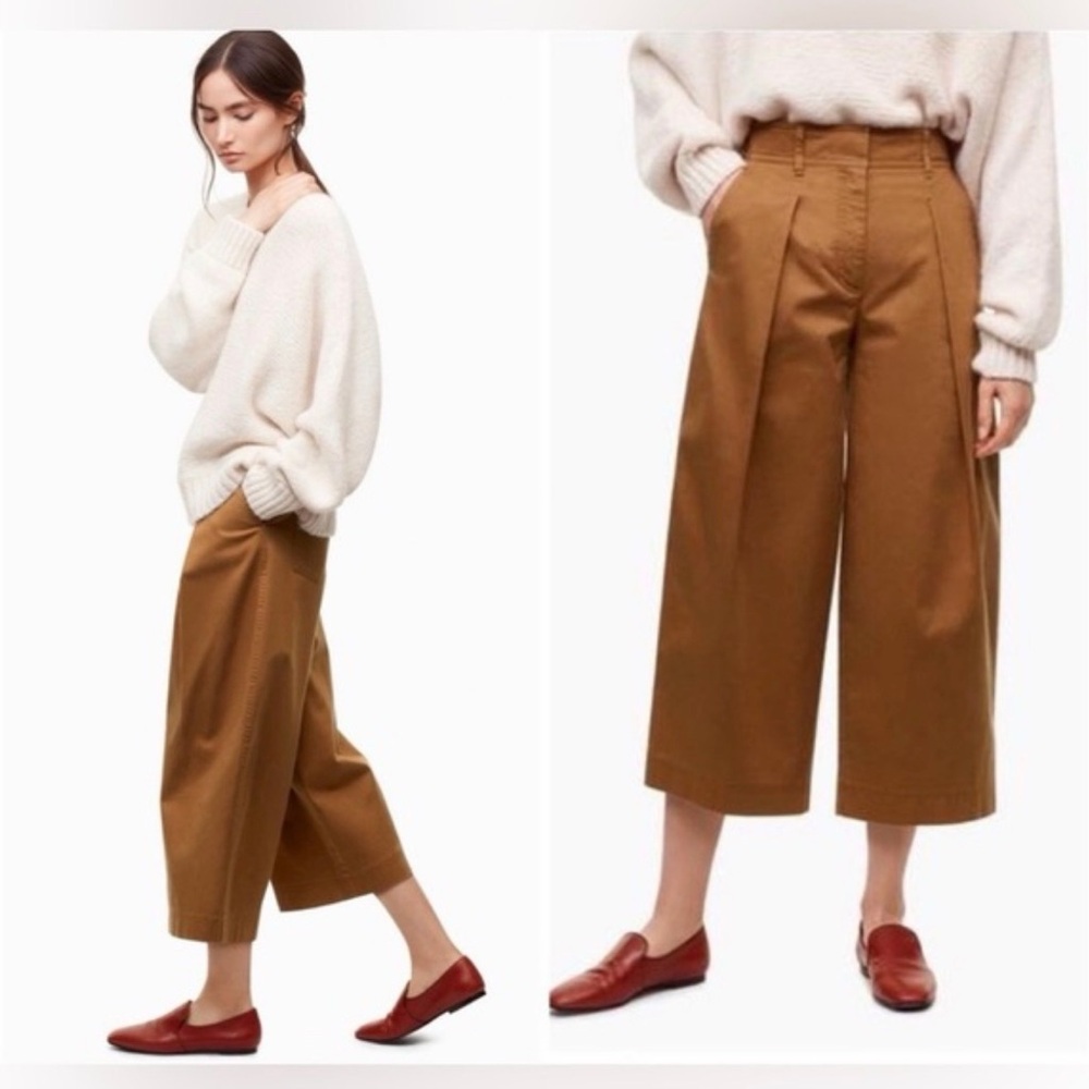 Aritzia The Group
Babaton Beecroft Pant